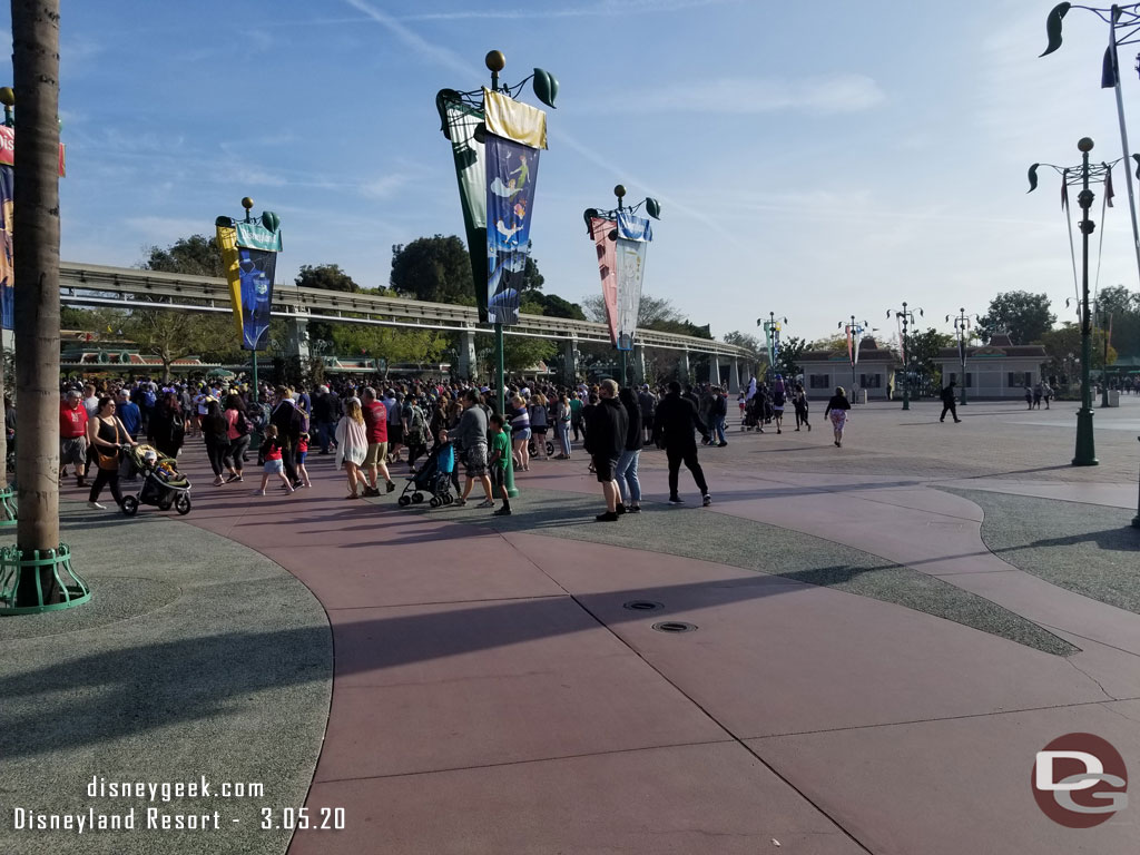 The Esplanade at 8:35am, the parks open at 9:00am and they had started to let guests in around 8:30.  A much calmer and less crowded scene than a couple weeks ago.