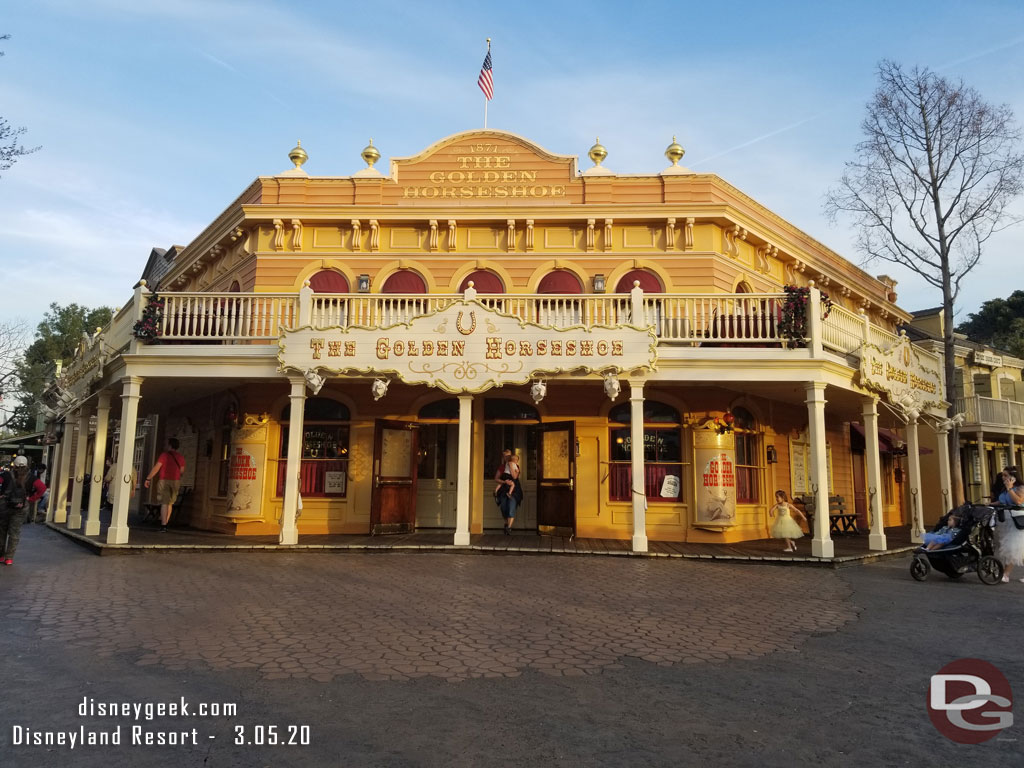 The Golden Horseshoe this evening.