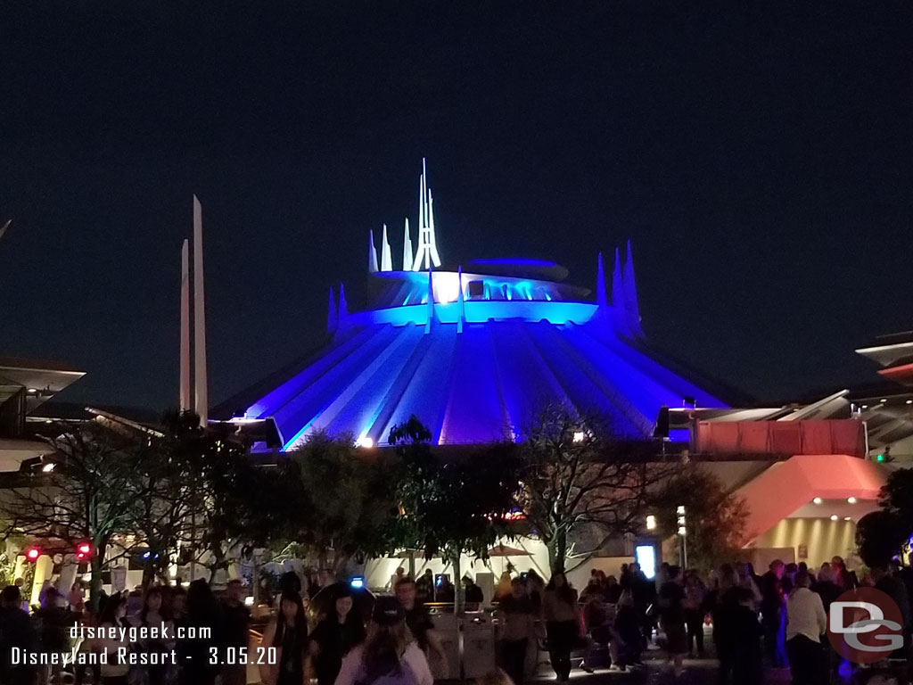 We waited over 30 minutes since our timing was bad and we showed up right when it opened at 6:30pm.  After waiting the group was beat and we headed for the exit and decided to skip the ride this evening.