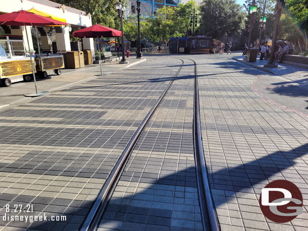 The Guardians FastPass area on the left is now a sales area and seating.