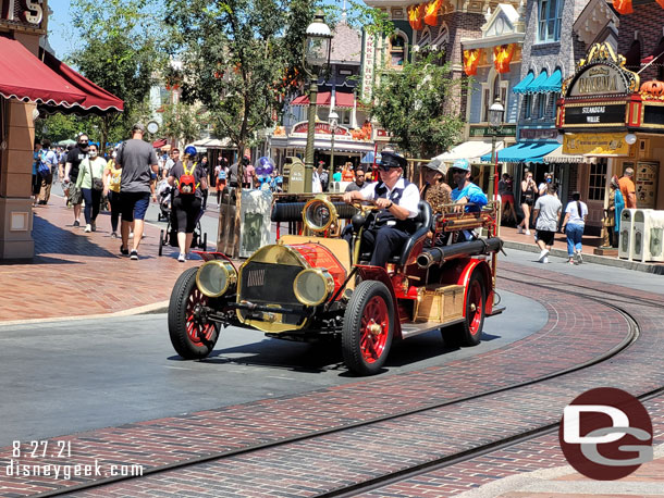 Disneyland Fire truck arriving.