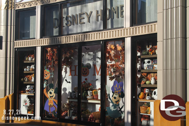 The Disney Home Store has their Halloween window done.