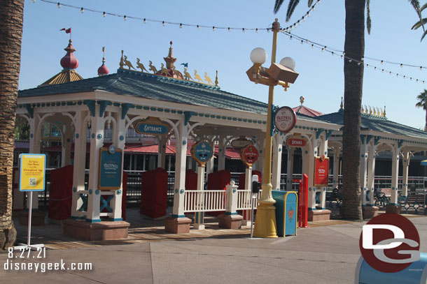 All the FastPass signage and machines are still present here.