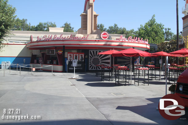 The Hollywood Lounge area.