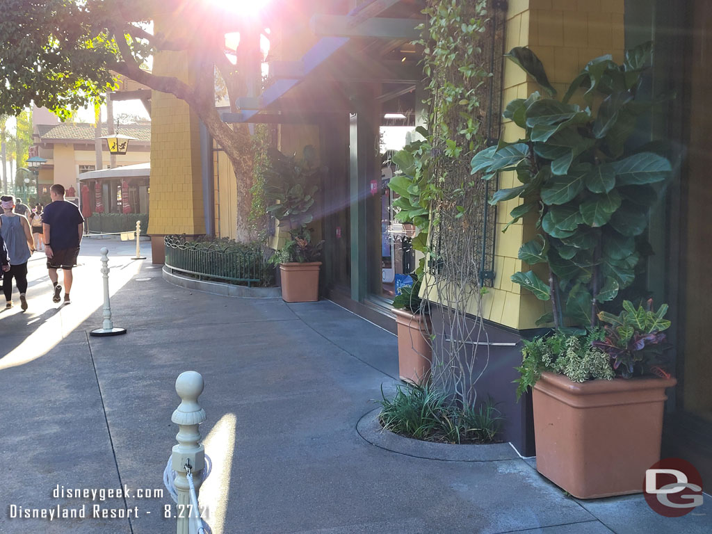 A queue set up for World of Disney