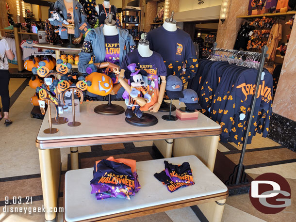 A quick look at some of the Halloween Merchandise in Elias & Co as I made my way back to Disneyland