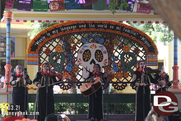 Mariachi Divas performing at the Paradise Garden Bandstand