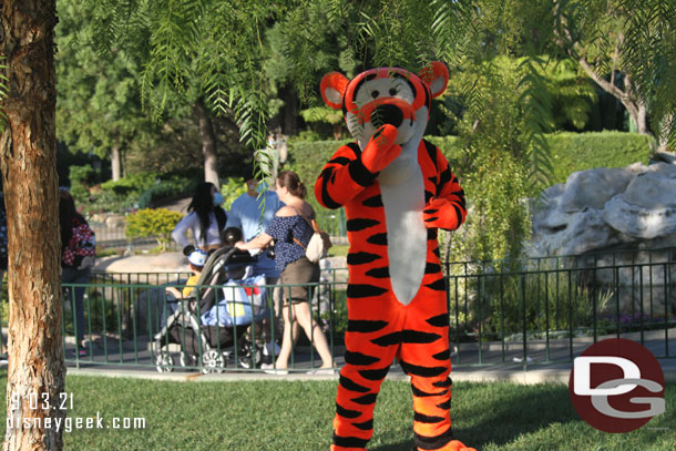 Tigger meeting guests.