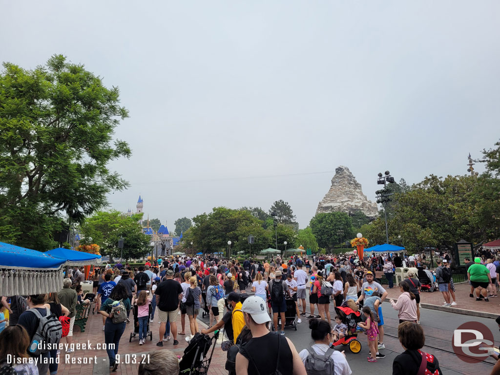 8:00am and time for park opening.