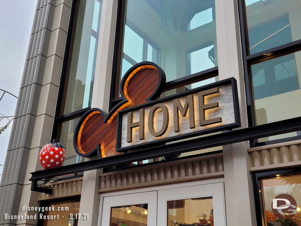 Minnie Mouse pumpkin at the Disney Home store