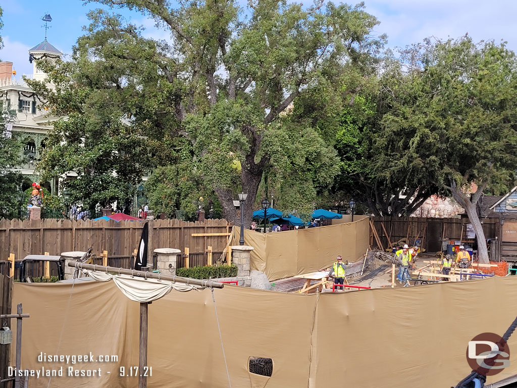 A little hard to see what is going on from the deck of the Columbia compared to the top deck of the Mark Twain.  