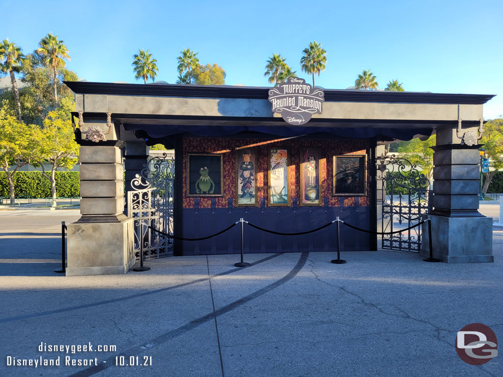 The display in the middle of the Downtown Disney tram stop features the Muppets Haunted Mansion now.