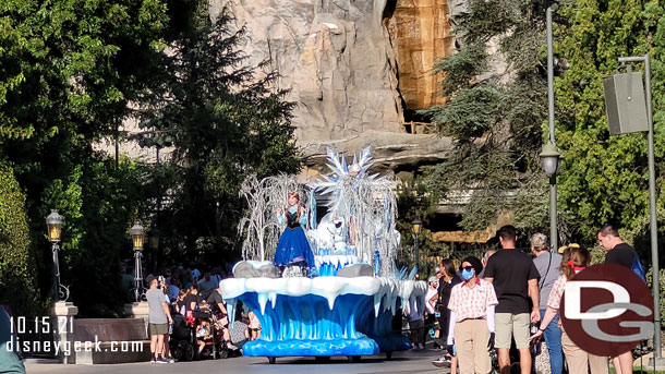 Frozen Friends making their way down the parade route.