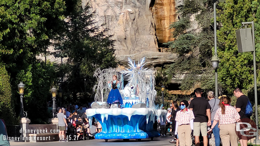 Frozen Friends making their way down the parade route.