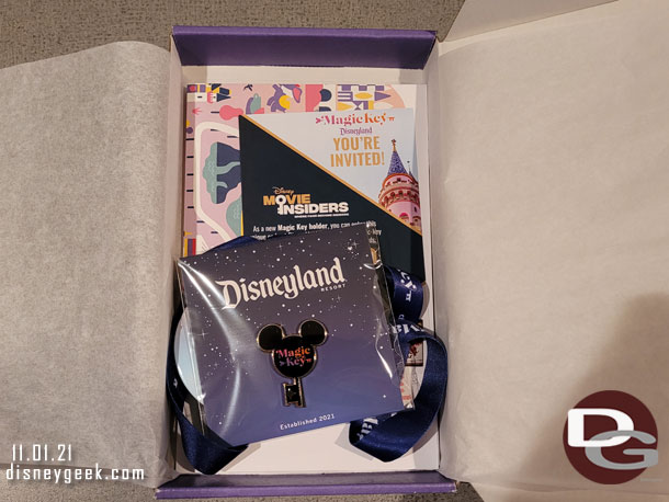 Inside the box was a pin, button, magnet, lanyard, map and 2,000 Disney Movie Reward points.