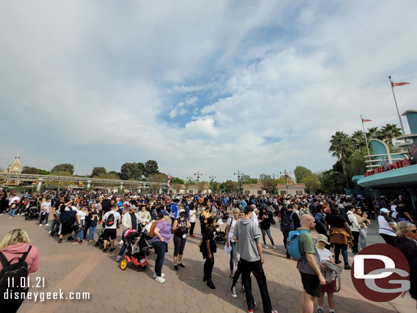 1:09pm - The wait to enter DCA this afternoon. The 1pm park hopping time does seem to cause a healthy crowd.