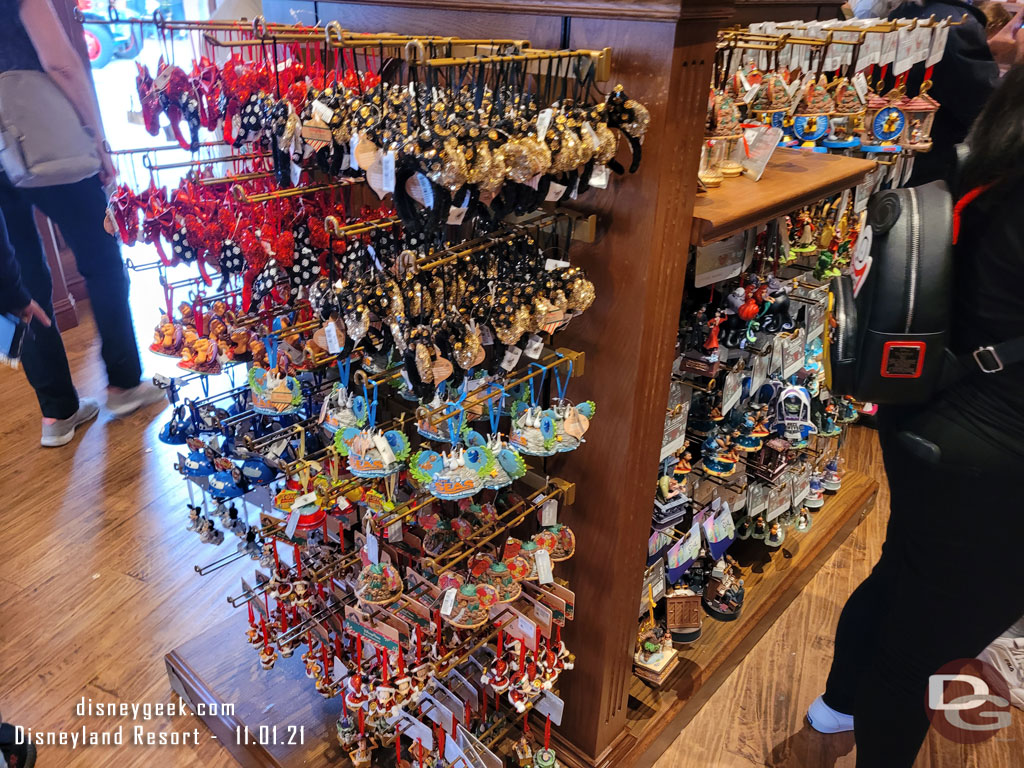 Plenty of ornaments, included ones from Walt Disney World.