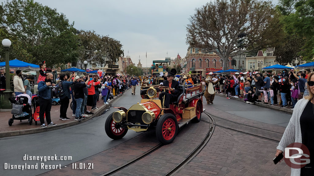 With Halloween over the sound track has changed back to Brand New Day.   Hearing that song again in a park took me back to Tokyo Disneyland (where I first heard it for the 35th Anniversary).