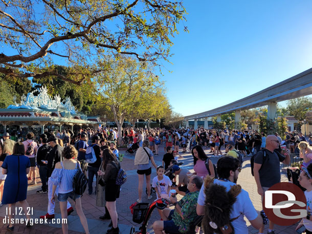 7:41am - In line to enter Disneyland.