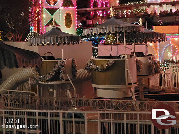 There was equipment helping with the drying out of the attraction you could hear it running and see the tubes running inside.