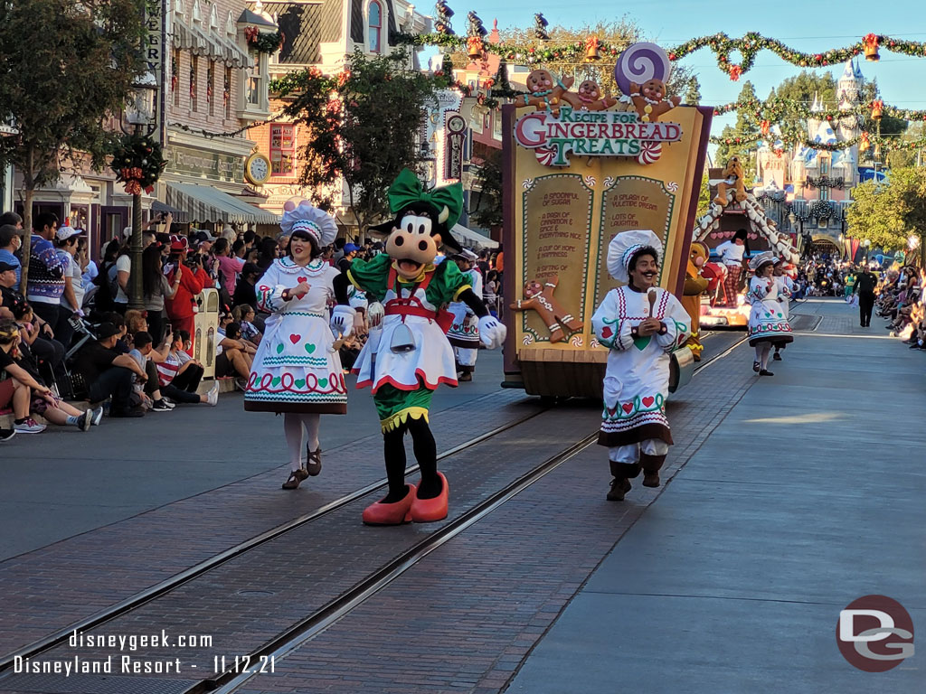 Clarabell leading the Gingerbread Treat section.