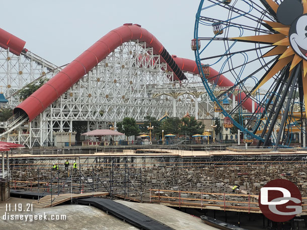 The scaffolding/temporary decking looks complete on the far side, no signs of work on the projector housings that will go atop the new concrete columns yet.