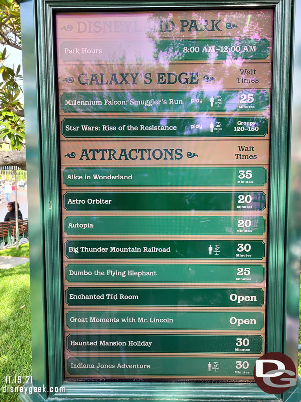 Disneyland wait times at 1:11pm