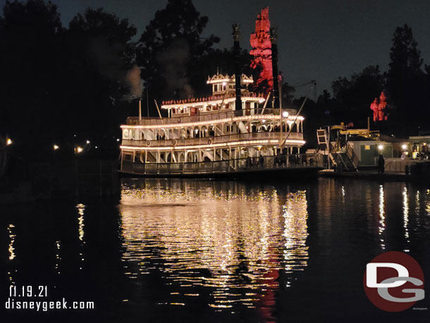 Mark Twain Riverboat arriving at Frontierland