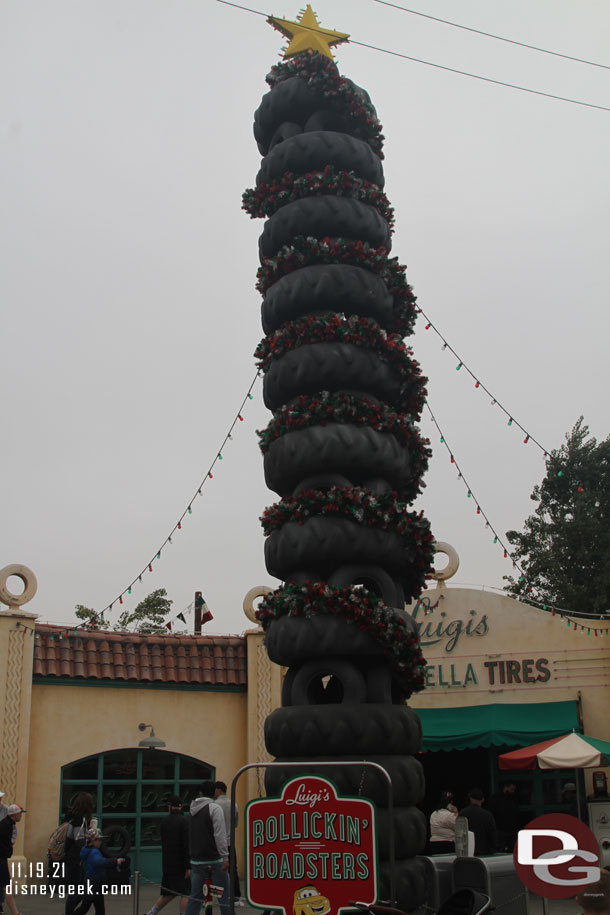 A five minute posted wait for Luigi's Rollickin' Roadsters