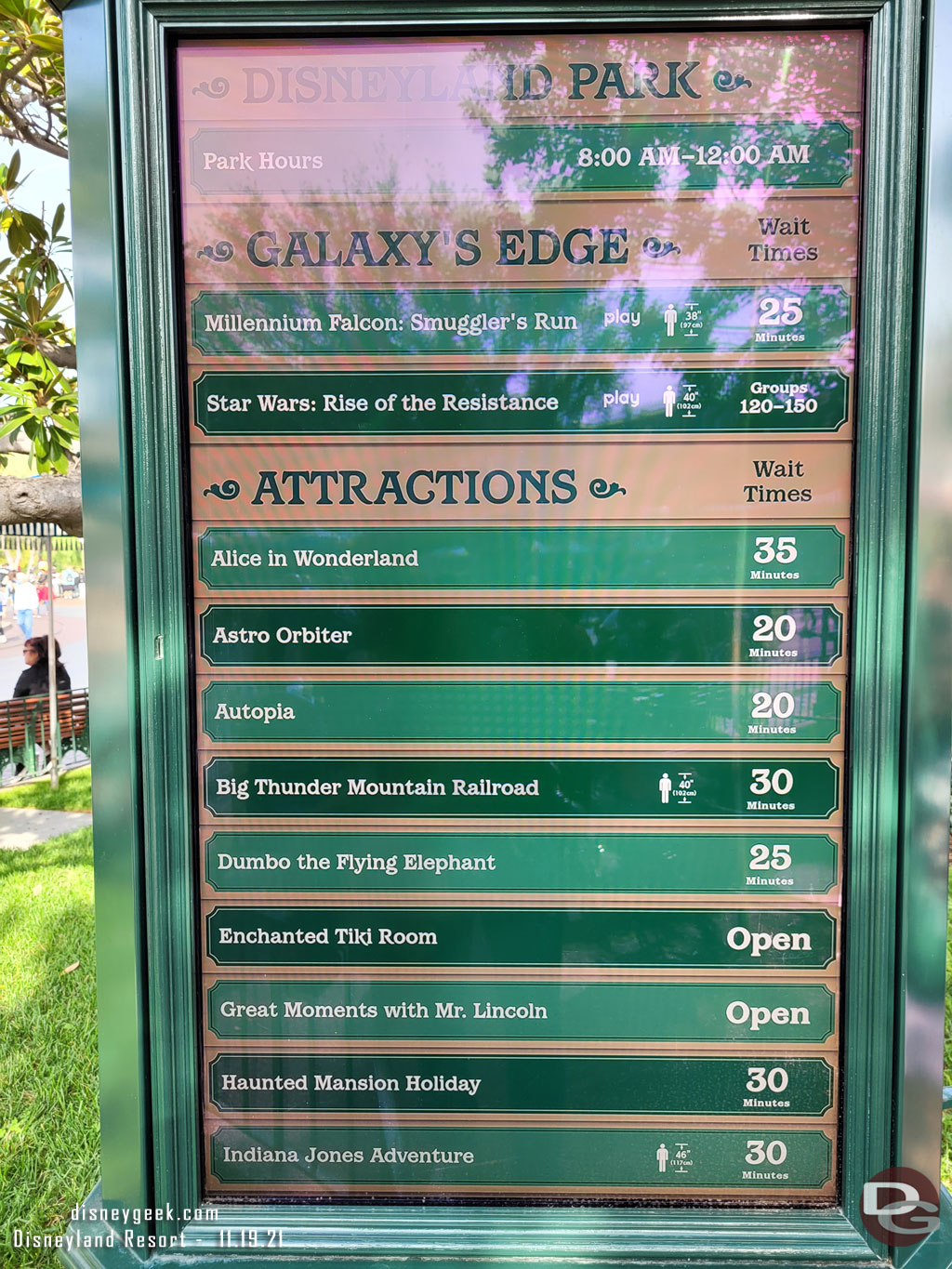 Disneyland wait times at 1:11pm