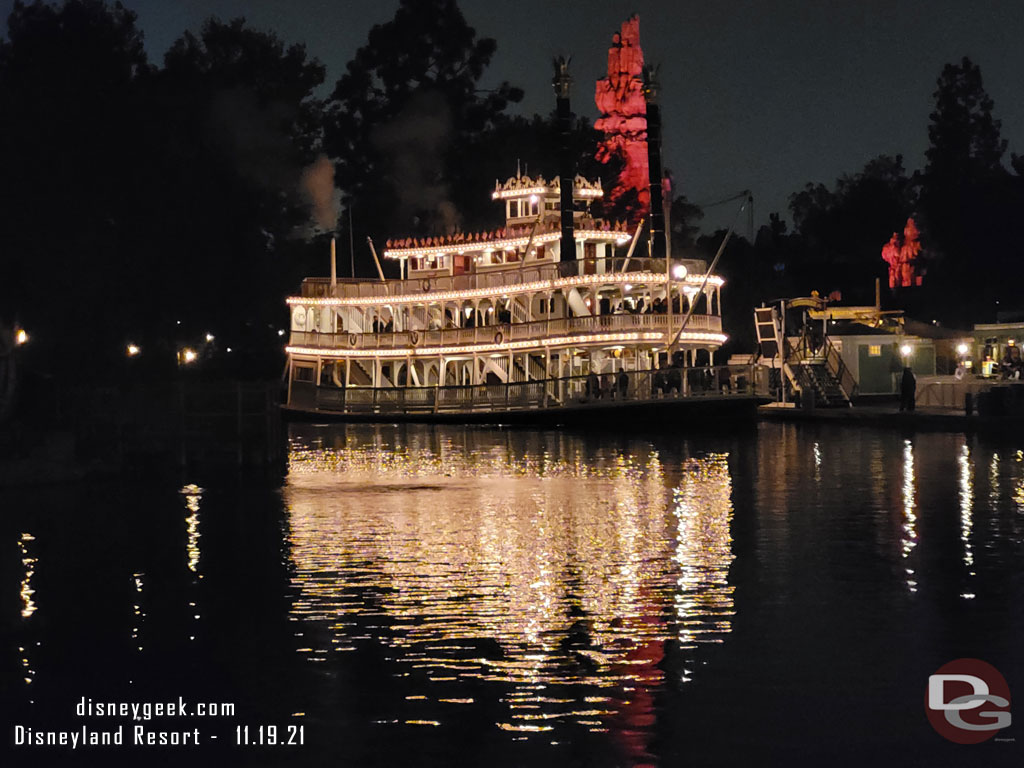 Mark Twain Riverboat arriving at Frontierland