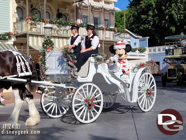 Mickey leading the 12:40pm Cavalcade.