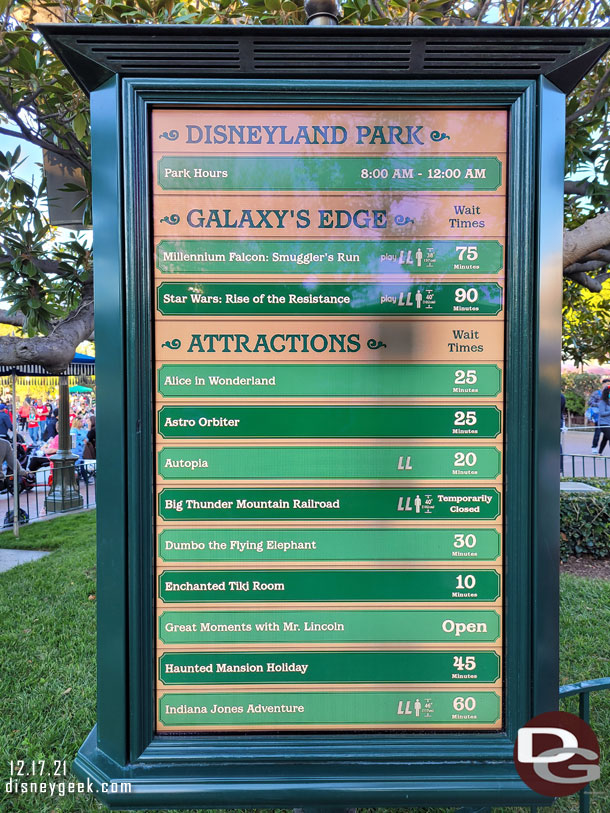 Disneyland wait times at 3:47pm