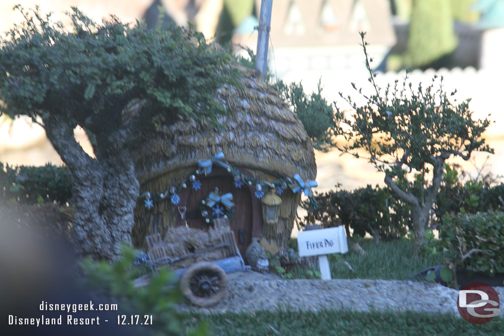 Many of the buildings have Christmas decorations.  First up the Three Little Pigs houses.