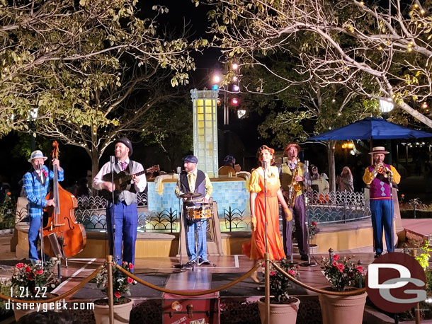 Five and Dime performing in Carthay Circle