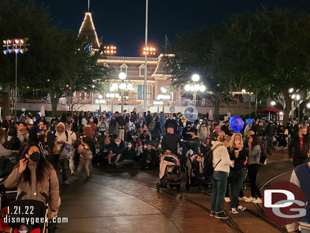 Town Square had a number of guests hanging around waiting for Mix Magic.