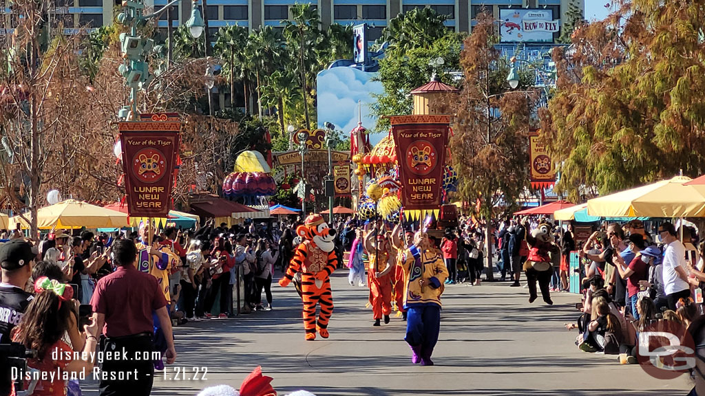 The procession starts at the parade gate near Paradise Gardens and travels to the Obelisk where it reverses course and travels back the same route.  There are no show stops (except the turn around) and no show this year.