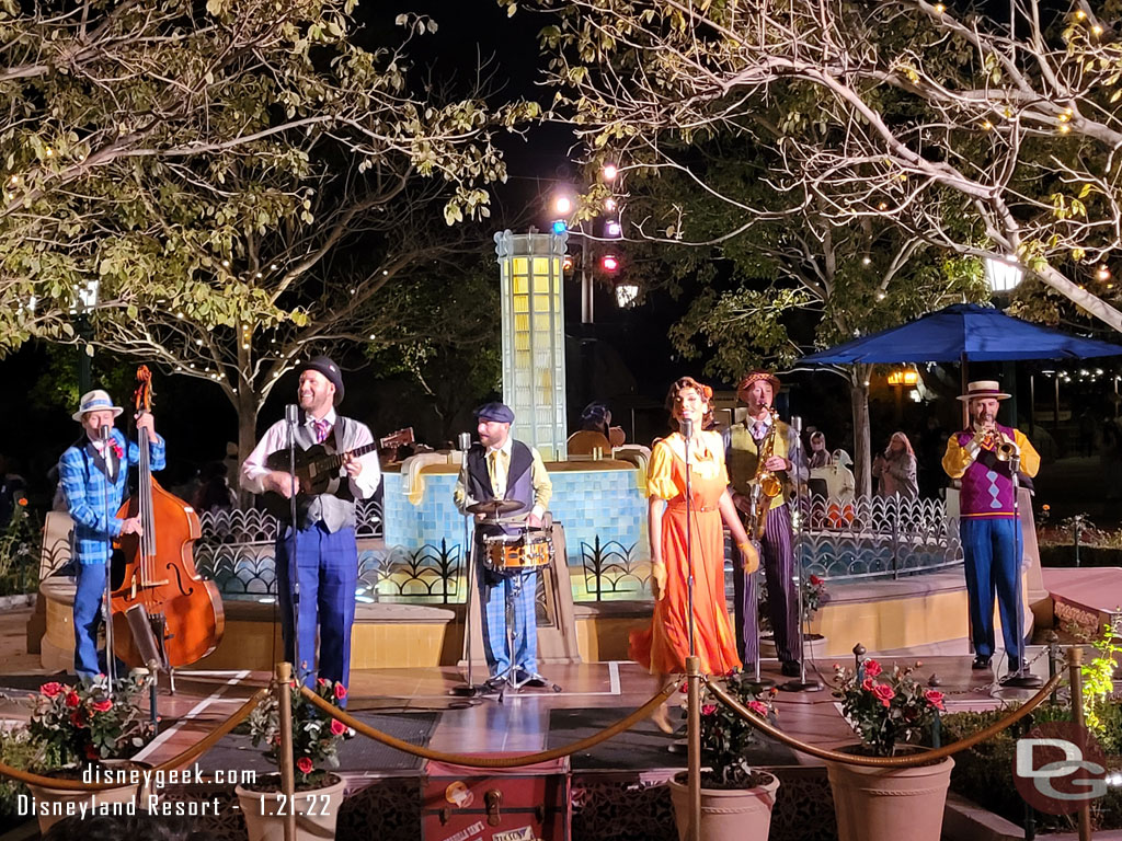 Five and Dime performing in Carthay Circle