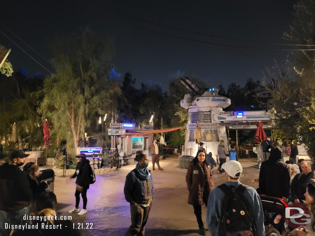 Rise of the Resistance was down. Cast Members were unsure if it would reopen before its scheduled 9pm closure (this was 8:16pm)