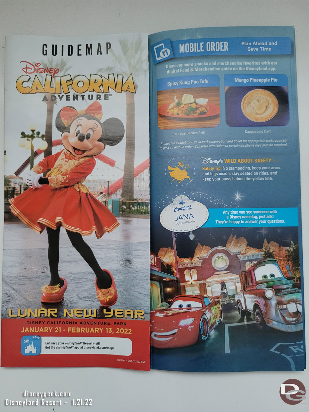 The current Disney California Adventure guidemap.