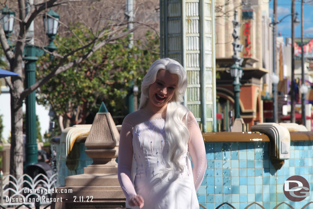 Elsa was out greeting guests this warm afternoon (it was in the mid 80s)
