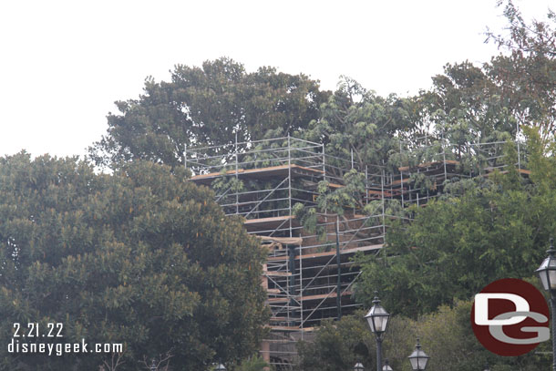 No visible progress on the tree house