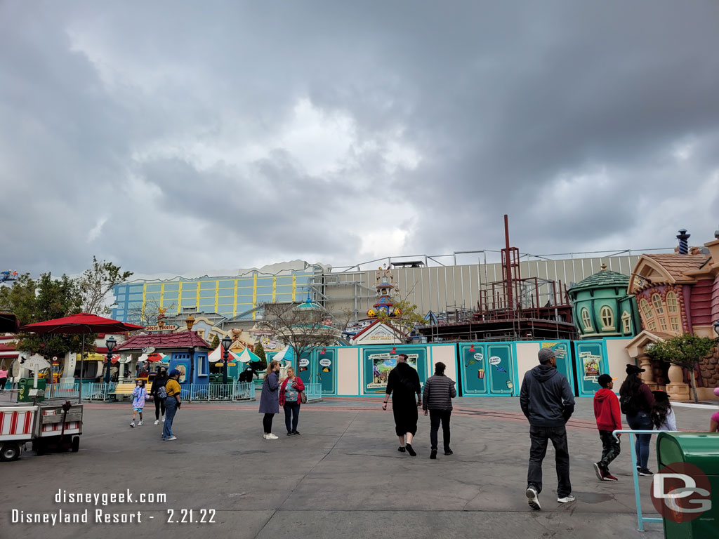 Paying a visit to Toontown to check out the construction, and had hoped to visit Car Toon Spin but it had not opened yet.