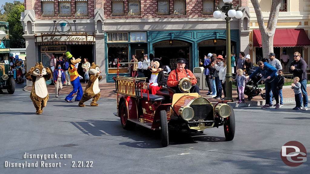 The procession included 21 characters.