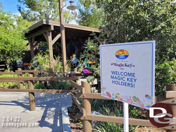 There are a few tables in the shade for Magic Key Holders.