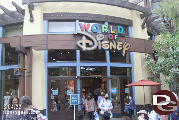 World of Disney only had one entrance open, the one closest to La Brea Bakery. All other doors were exit only.