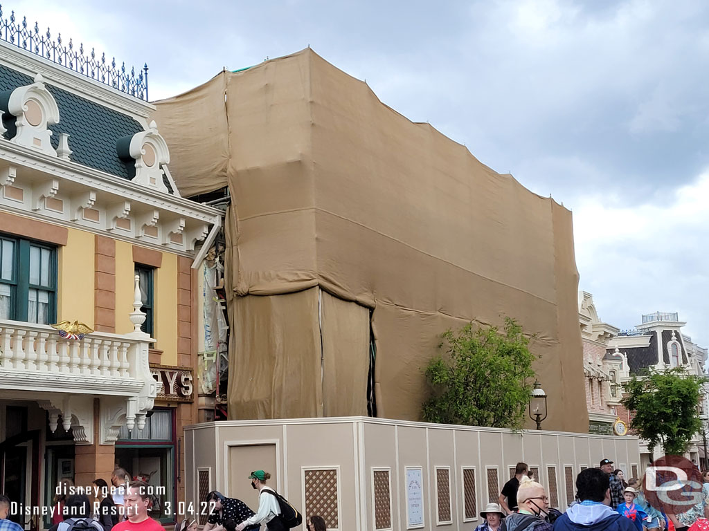 Renovation work on the Crystal Arcade facade continues.