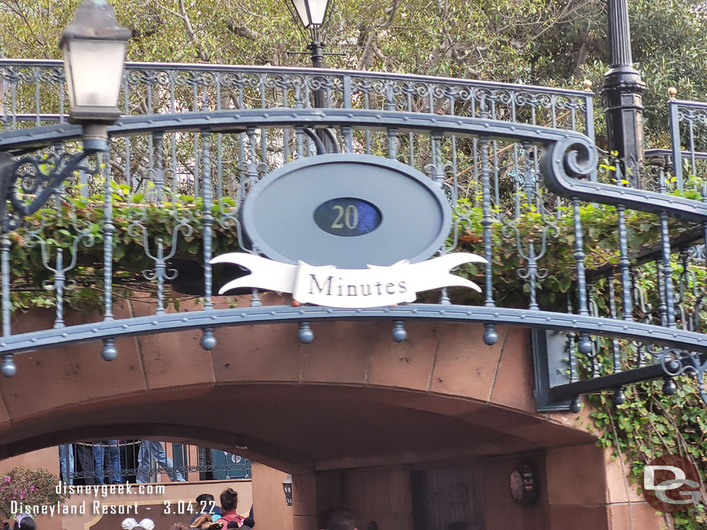 4:58pm - 20 minute wait posted for Pirates of the Caribbean.