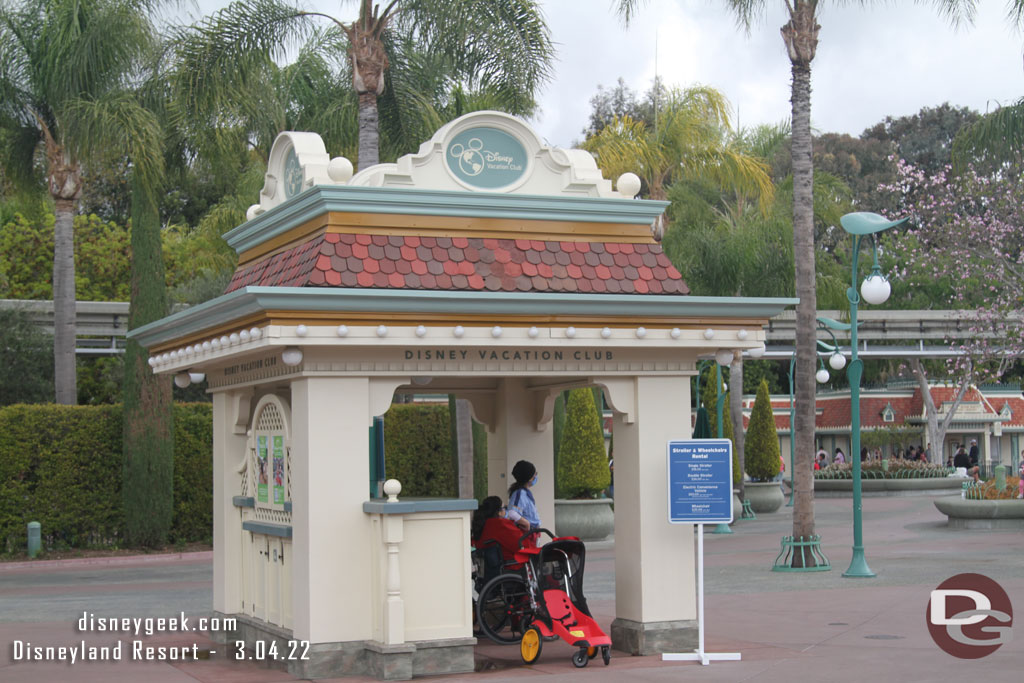 The small kiosk nearest the tram stop had stroller and wheelchair rental information.