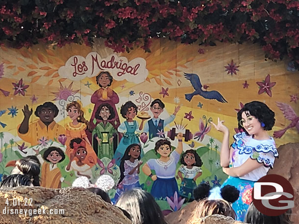 Mirabel meeting guests in Zocalo Park